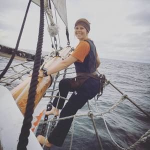 Meet your Posher, Sidney